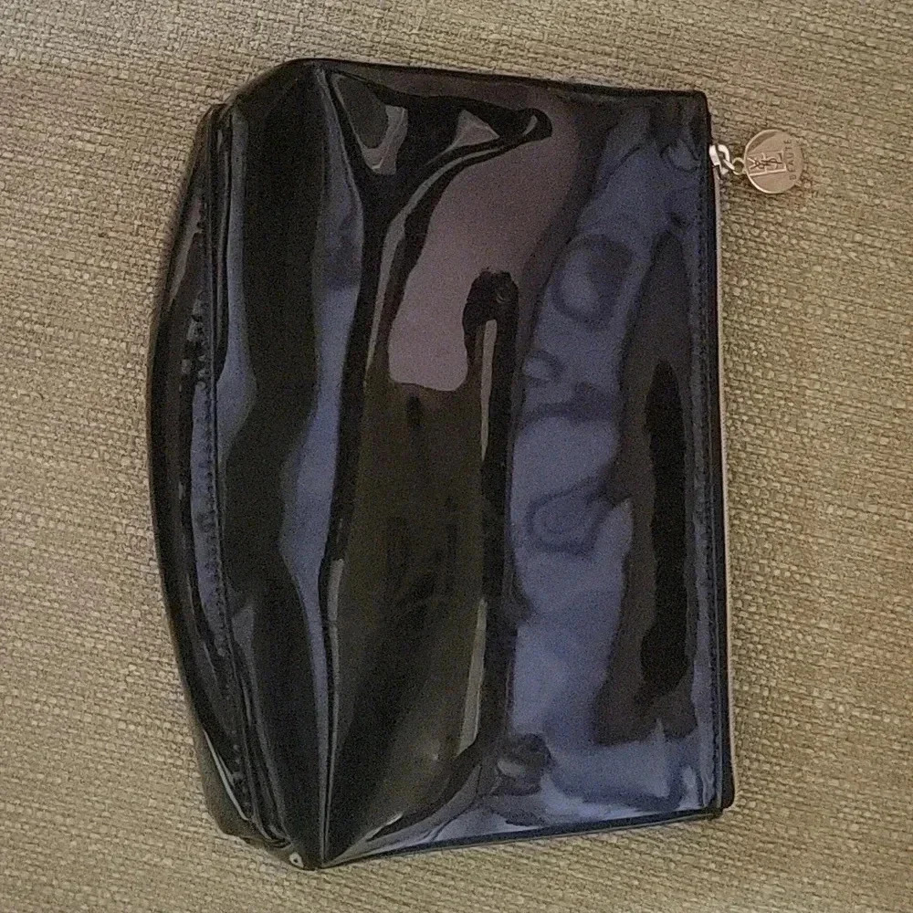 Ysl Parfume Clutch Patent Leather View 6